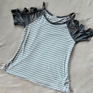 Camo + Stripes Short Sleeve Cold-Shoulder Top | Women's Size M